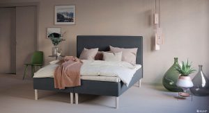 Wonderland Boxspring with W200 Headboard. Textile: Rock